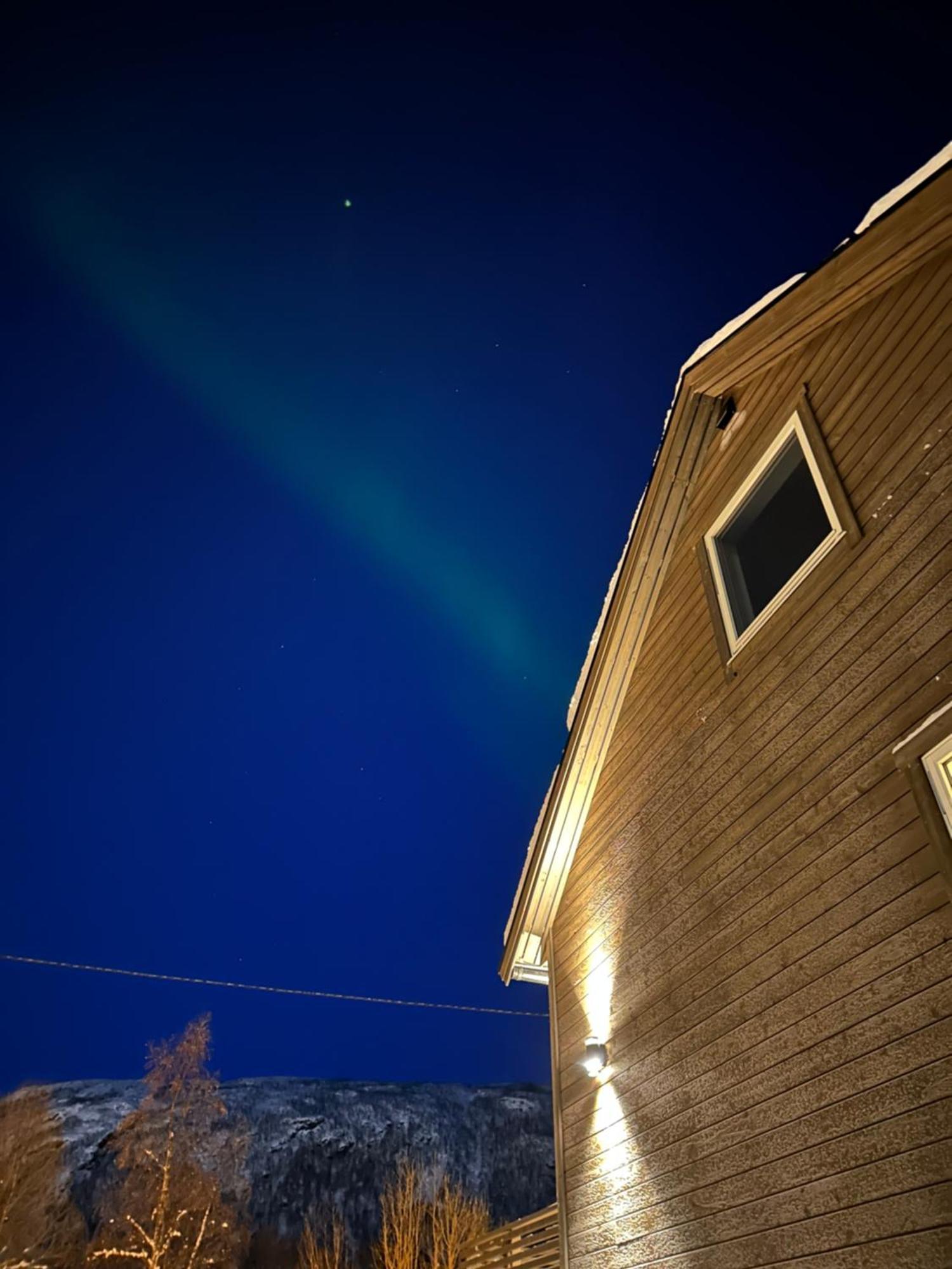 Tromsdalen Aurora Apartments Тромсьо Екстериор снимка